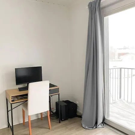 Apartment Modern Nearby *